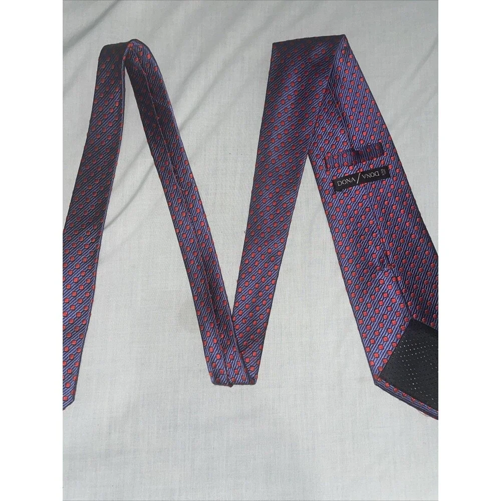 Dona Dona Men’s Dress Tie Size 58” 3.75” Blue Dotted Silk Business Formal